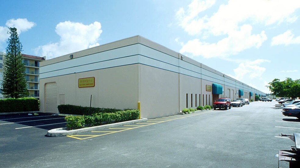 More Photos Of 1803-1897 NE 146th St, Miami Light Distribution For Lease