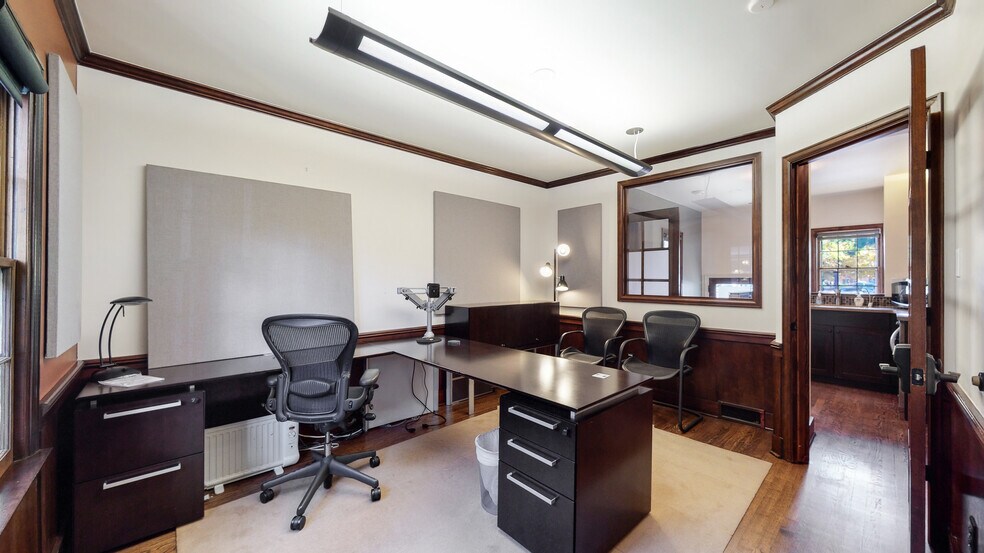 More Photos Of 416 W Oak St, Fort Collins Office For Sale