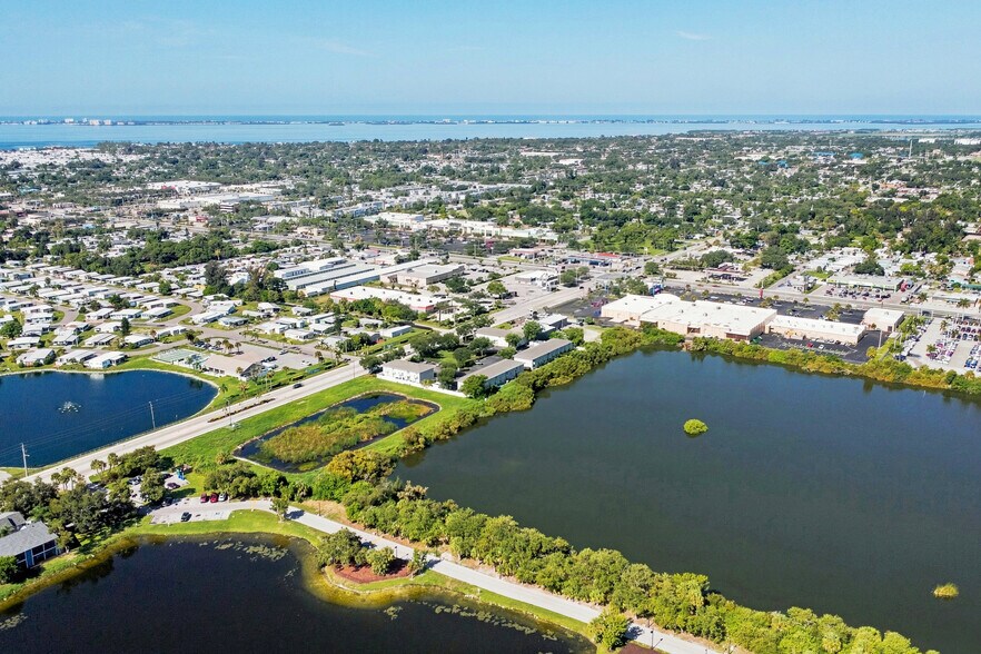 More Photos Of 1007 W 57th Ave W, Bradenton Apartments For Sale