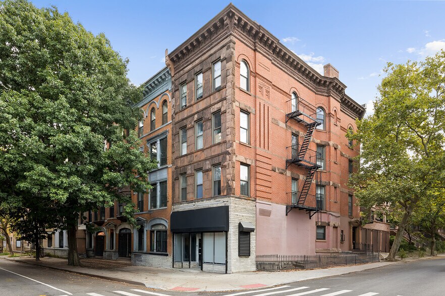 More Photos Of 363 6th Ave, Brooklyn Apartments For Sale