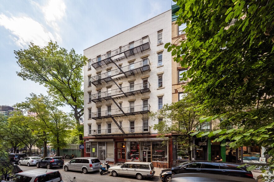 Primary Photo Of 101 Thompson St, New York Apartments For Lease