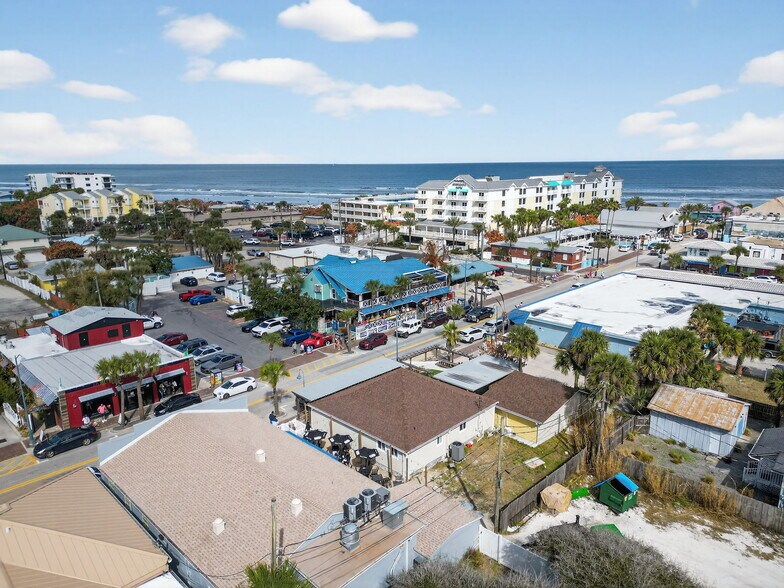 More Photos Of 411 Flagler Ave, New Smyrna Beach Freestanding For Lease