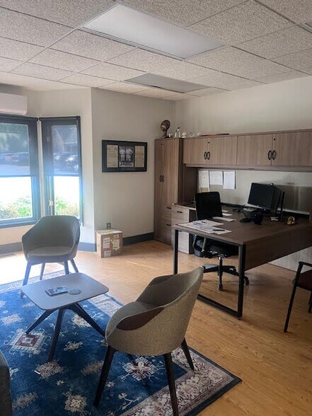 More Photos Of 71 Monroe Ave, Pittsford Office For Sale