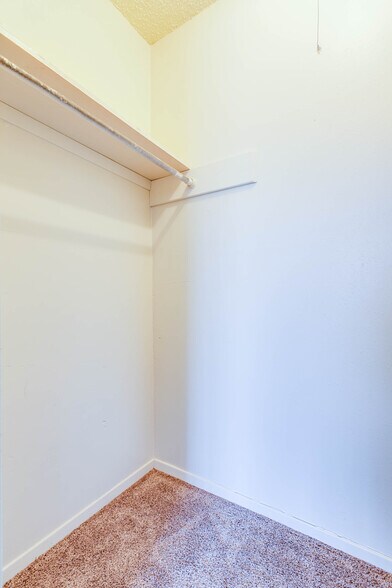 More Photos Of 1707-1717 Greenwood St, San Angelo Apartments For Sale