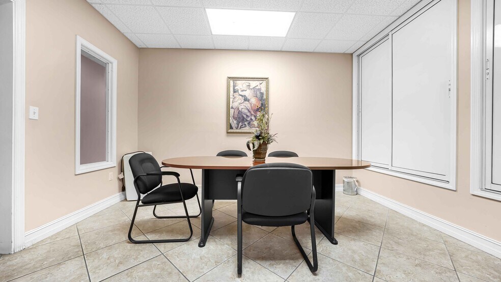 More Photos Of 7450 NW 41st St, Miami Manufacturing For Sale