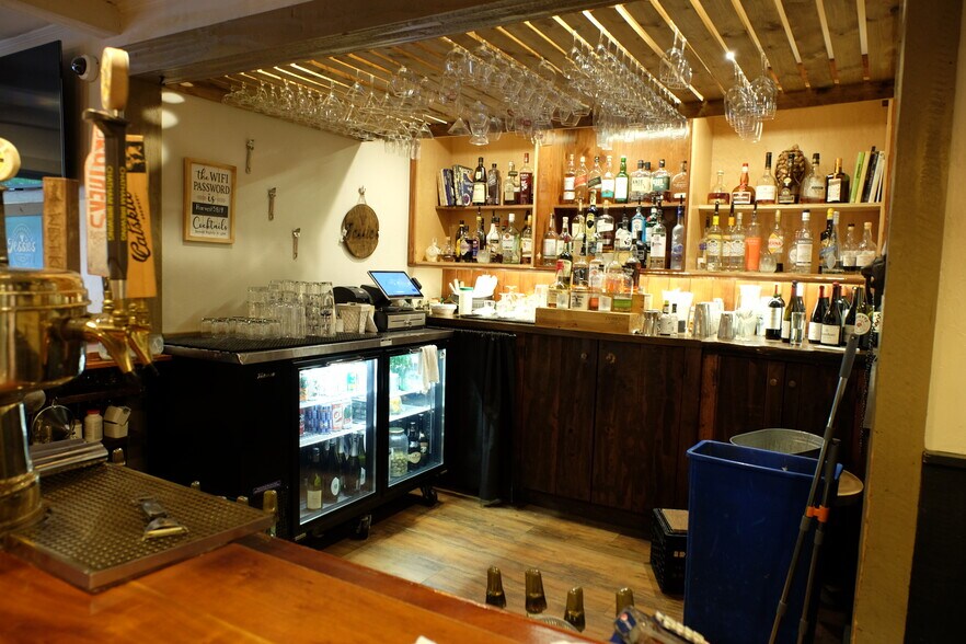 More Photos Of 5819 Main St, Tannersville Hotel For Sale