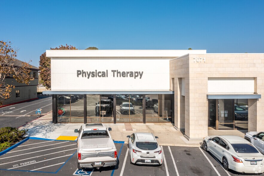 More Photos Of 7071 Warner Ave, Huntington Beach General Retail For Sale