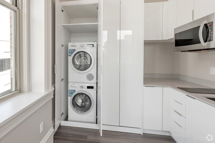 More Photos Of 82-90 Weybosset St, Providence Apartments For Lease