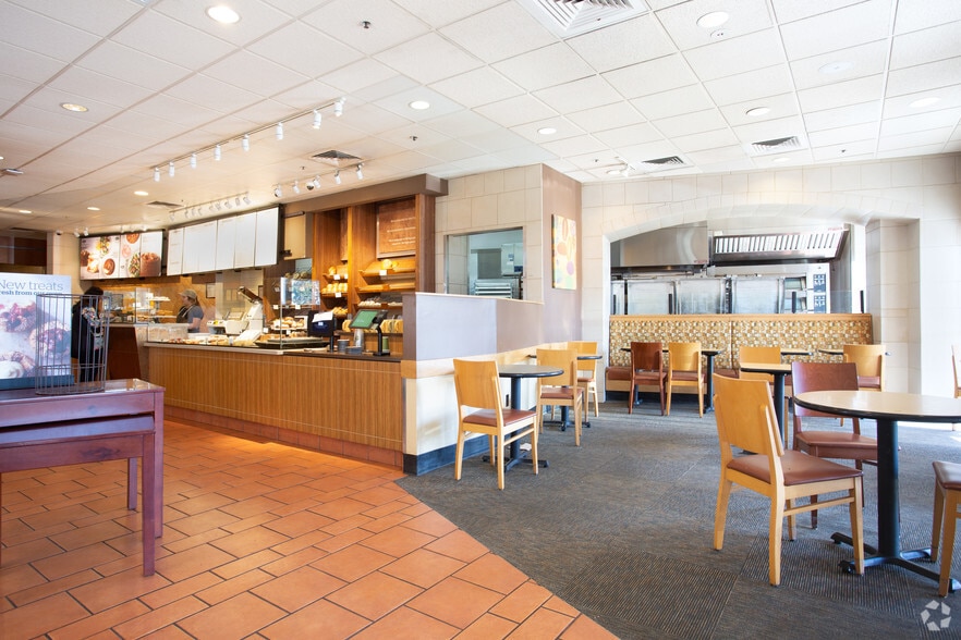 More Photos Of 2600-2780 Mowry Ave, Fremont Unknown For Lease