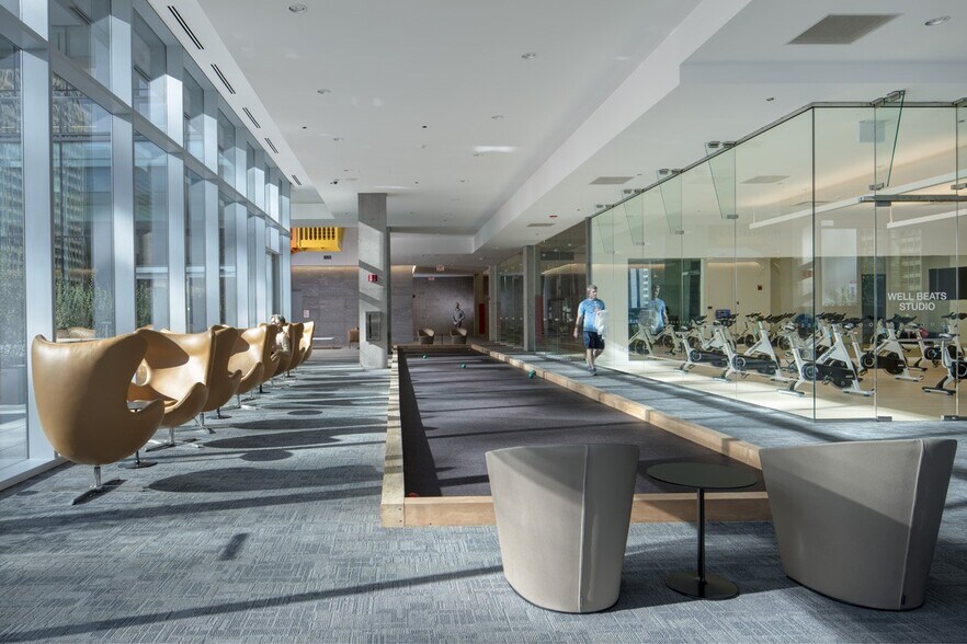 More Photos Of 220 E Illinois St, Chicago Apartments For Lease