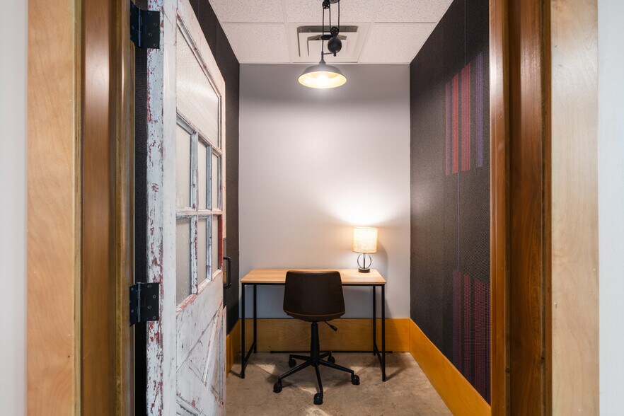 More Photos Of 6401 W Eldorado Pky, McKinney Coworking Space