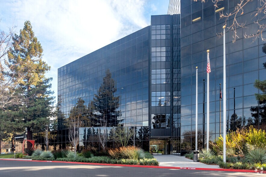 More Photos Of 224 Airport Pkwy, San Jose Unknown For Lease