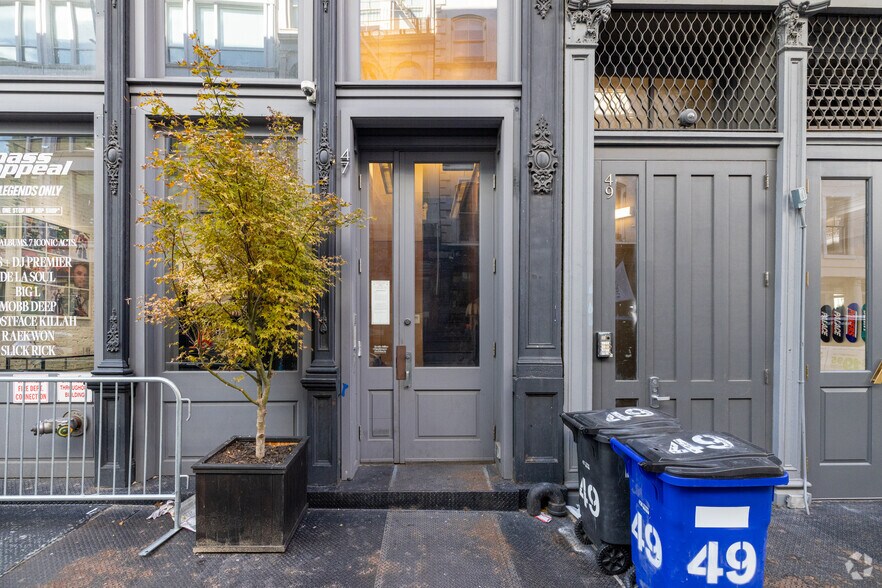 More Photos Of 47 Howard St, New York Apartments For Lease