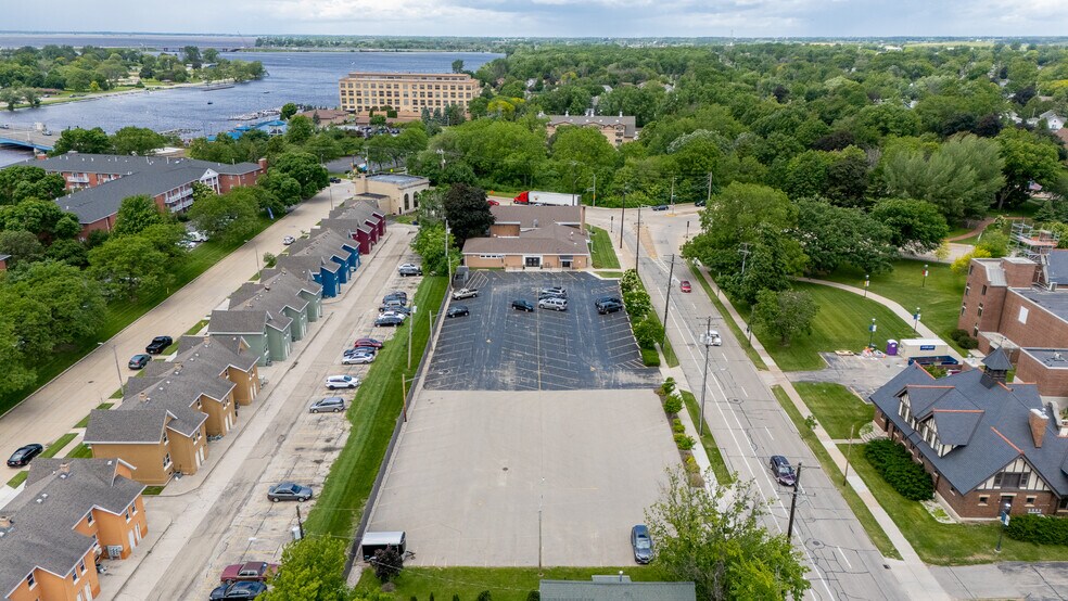 More Photos Of 1331 High Ave, Oshkosh Religious Facility For Sale