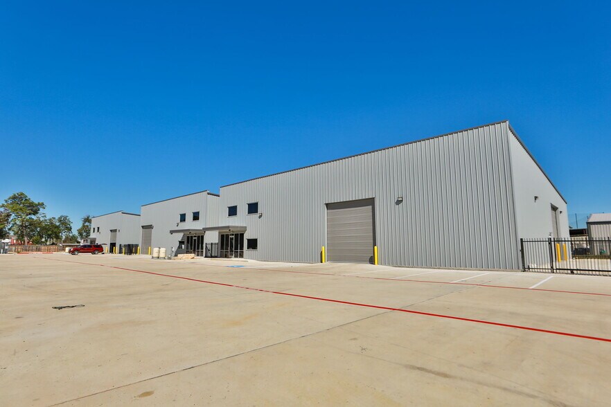 Primary Photo Of 6702 Theall Rd, Houston Industrial For Sale