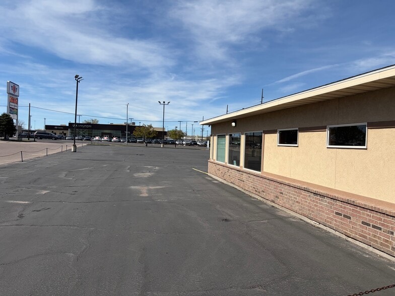 More Photos Of 3312 Wall Ave, Ogden Auto Dealership For Lease