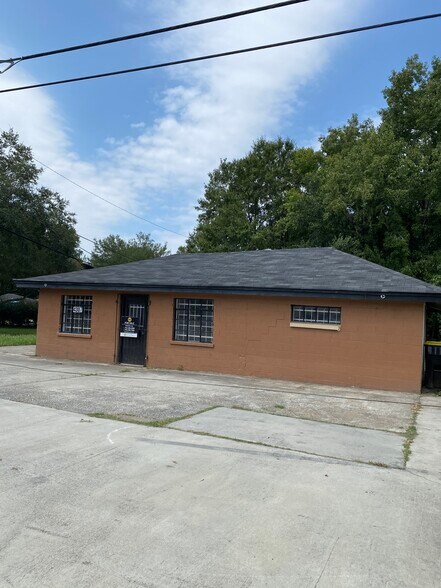 More Photos Of 4307 Liberty Pky, Savannah Daycare Center For Sale