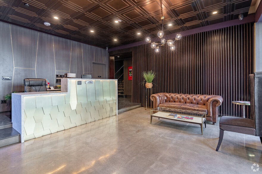 More Photos Of 5529-5533 Hollywood Blvd, Los Angeles Apartments For Lease