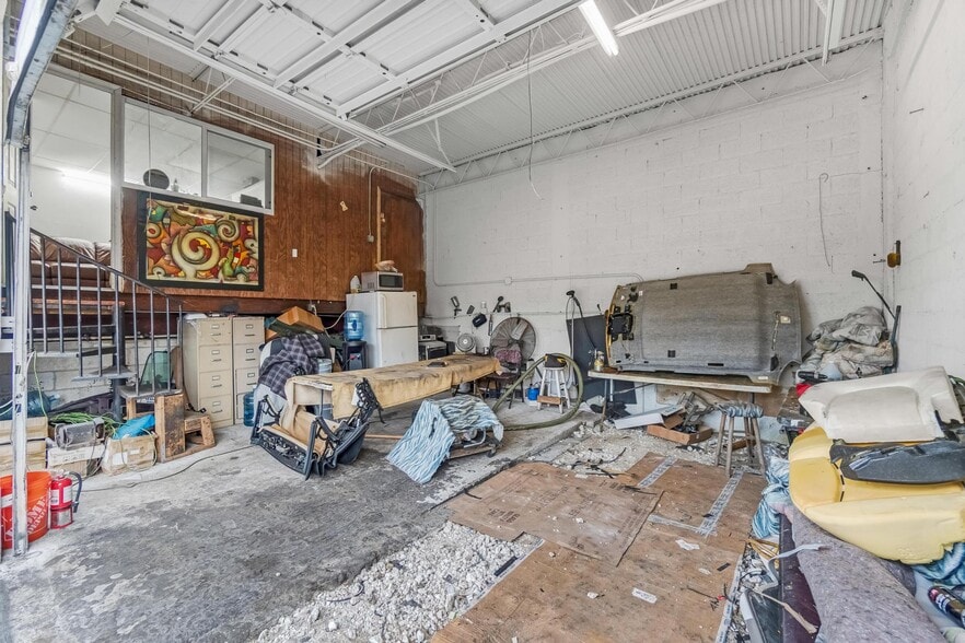More Photos Of 2111 SW 31st Ave, Hallandale Beach Warehouse For Sale