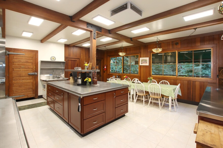 More Photos Of 16770 Redwood Lodge Rd, Los Gatos Lodge Meeting Hall For Sale