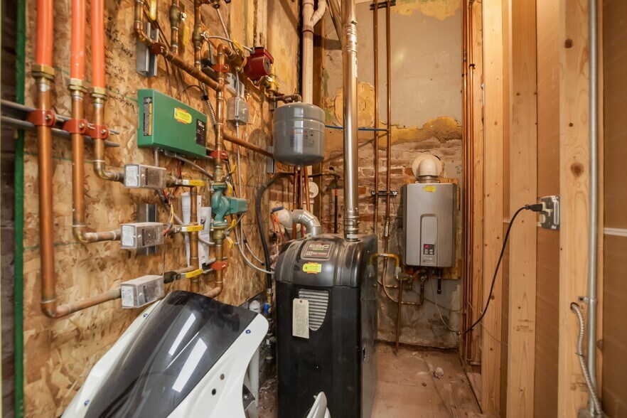 More Photos Of 124 N 3rd St, Cripple Creek Specialty For Sale