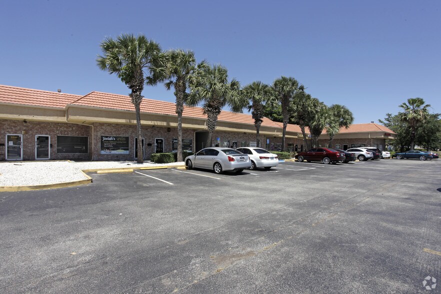 More Photos Of 5537 N State Road 7, North Lauderdale Unknown For Lease