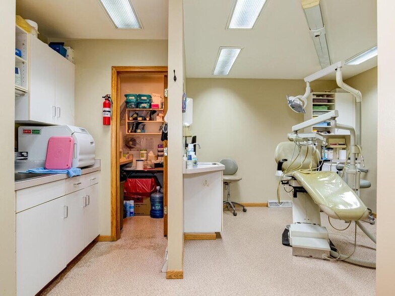 More Photos Of 413 Bridge St, Beaver Healthcare For Sale