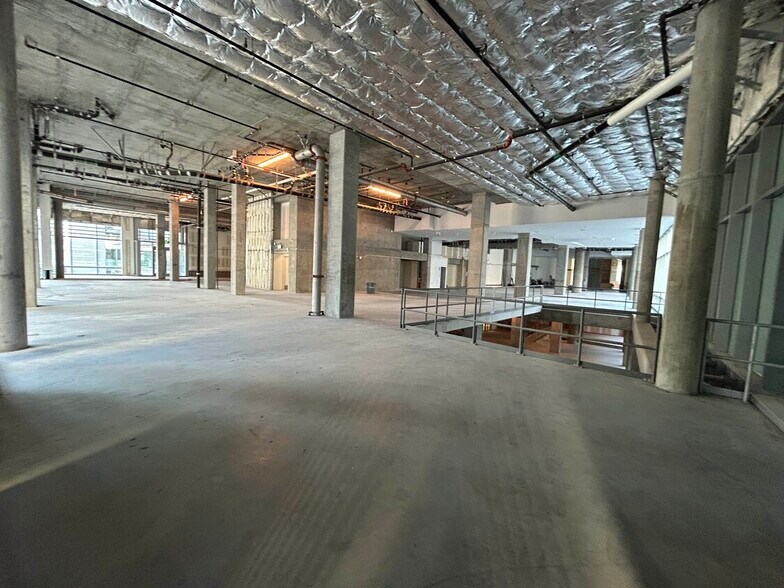 More Photos Of 1000 W 8th St, Los Angeles Apartments For Lease