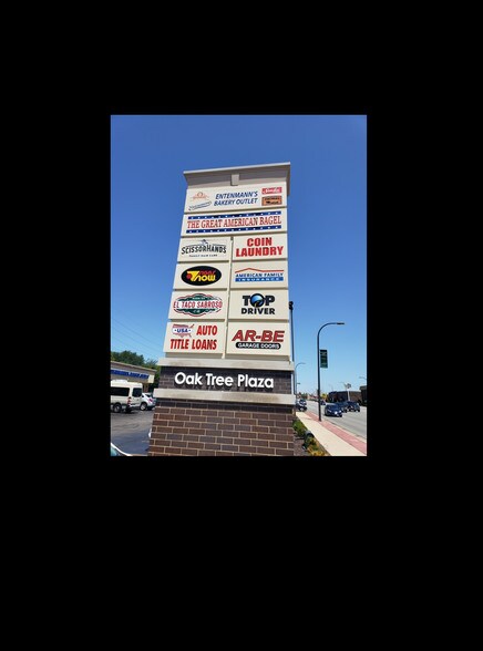 More Photos Of 10800-10822 S Cicero Ave, Oak Lawn Storefront Retail Office For Lease