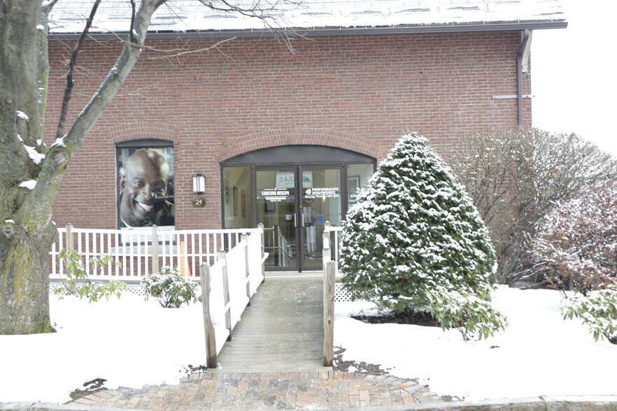 More Photos Of 24 Bridge St, Concord Office For Lease