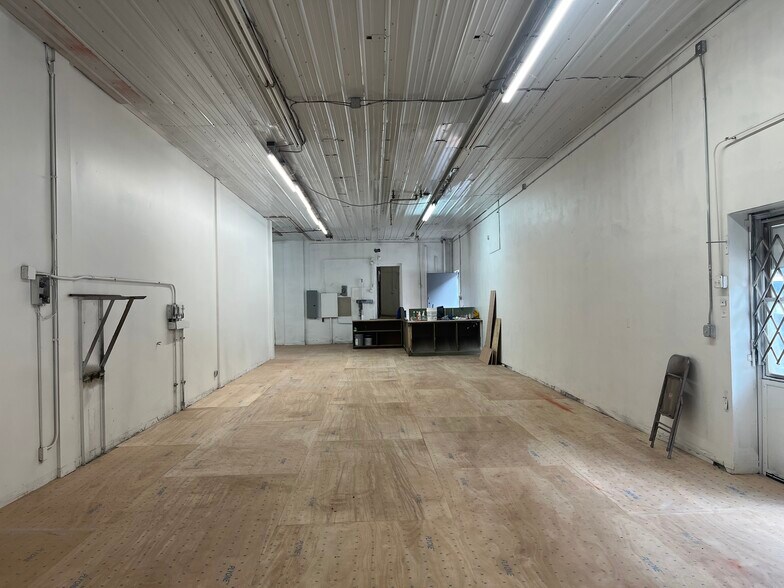 More Photos Of 1501-1505 Grand Blvd, Kansas City Freestanding For Sale