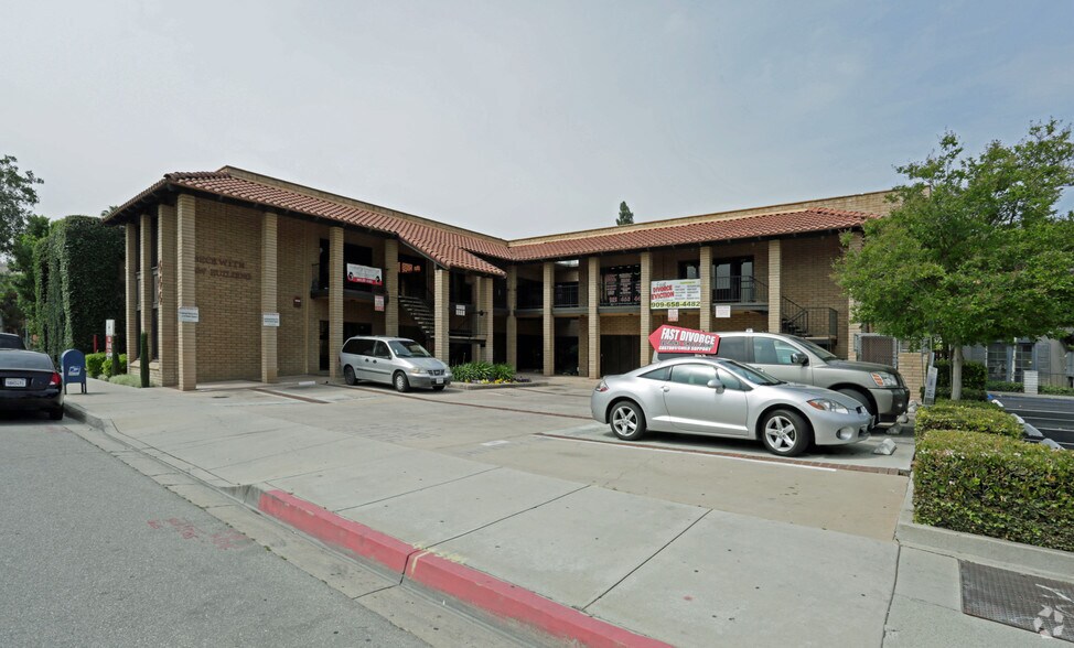 Primary Photo Of 444 N Arrowhead Ave, San Bernardino Office For Lease