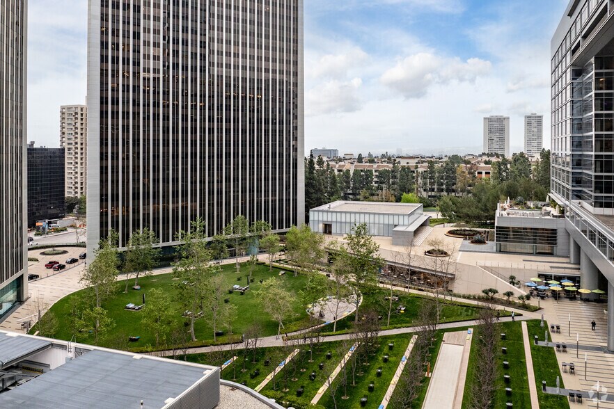 More Photos Of 2049 Century Park E, Los Angeles Office For Lease