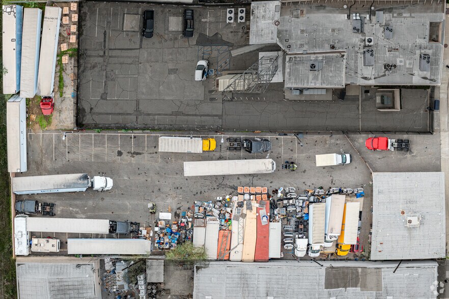 More Photos Of 1247 Brooks St, Ontario Land For Lease