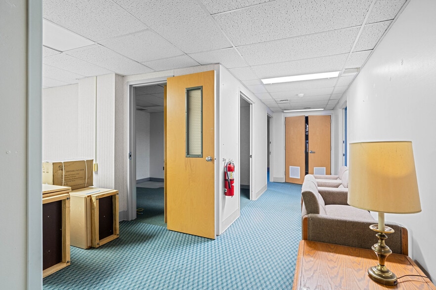 More Photos Of 94 Hospital St, Ridgway Specialty For Sale