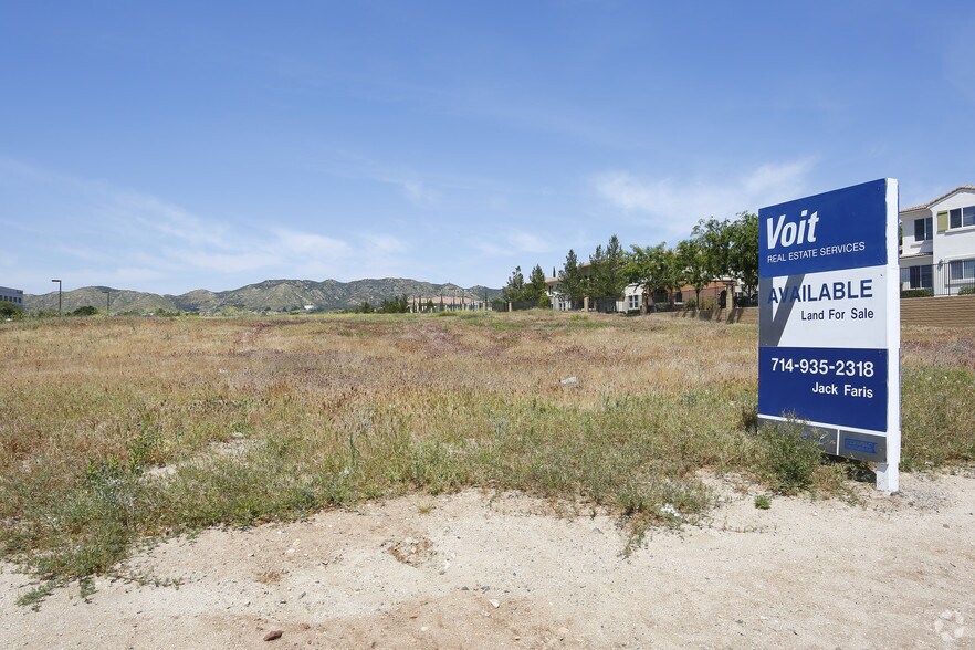 Primary Photo Of 24400 Prielipp Rd, Wildomar Land For Sale