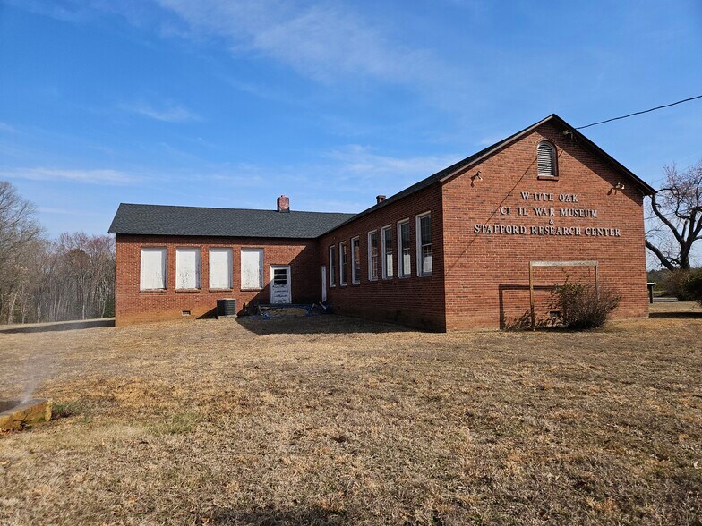 More Photos Of 985 White Oak Rd, Fredericksburg Specialty For Sale