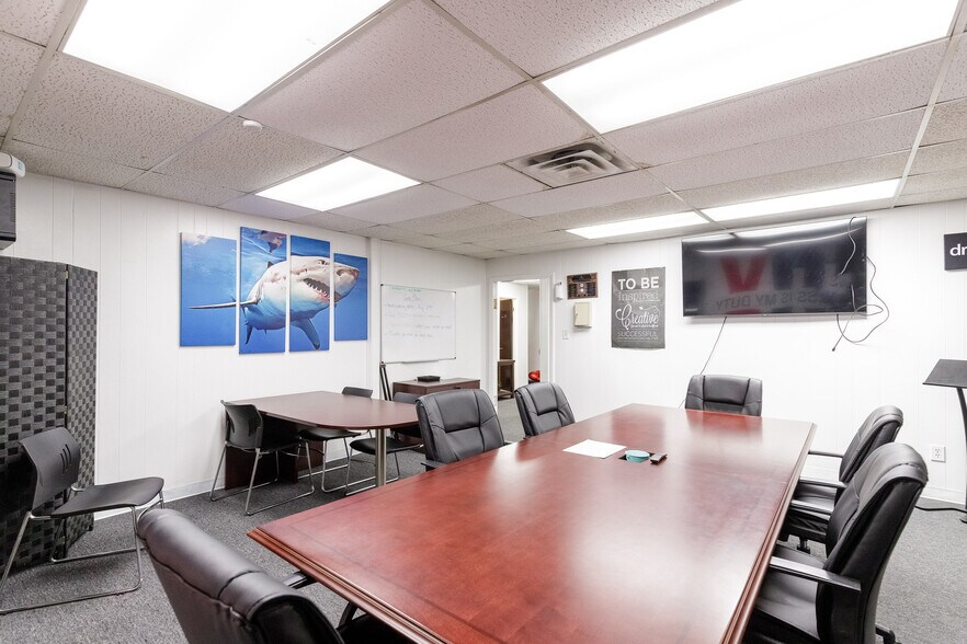 More Photos Of 3701 Apollo Rd, Corpus Christi Warehouse For Sale