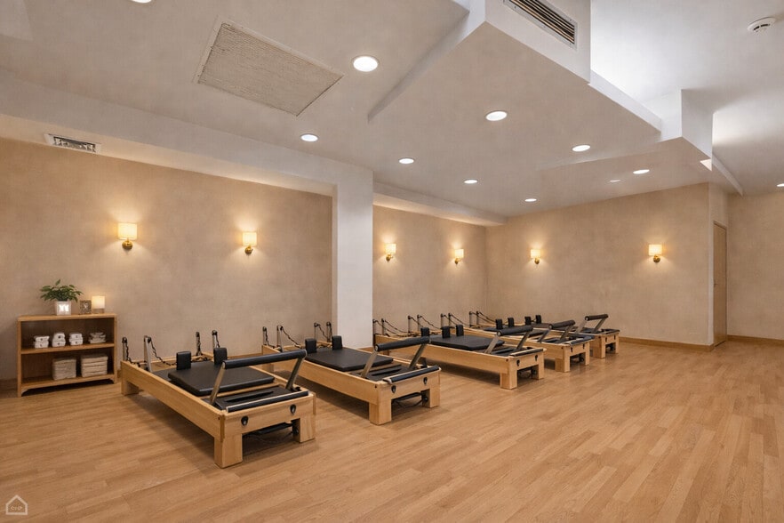 More Photos Of 1309-1311 E 57th St, Chicago Office For Lease