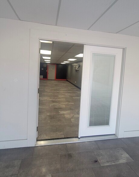 More Photos Of 1244 NW 4th St, Oklahoma City Warehouse For Lease