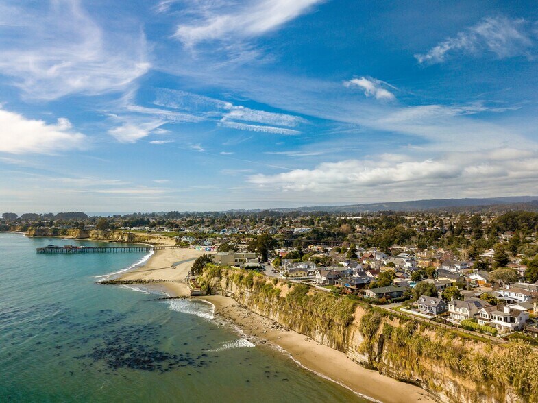 More Photos Of 518 Capitola Ave, Capitola Multifamily For Sale