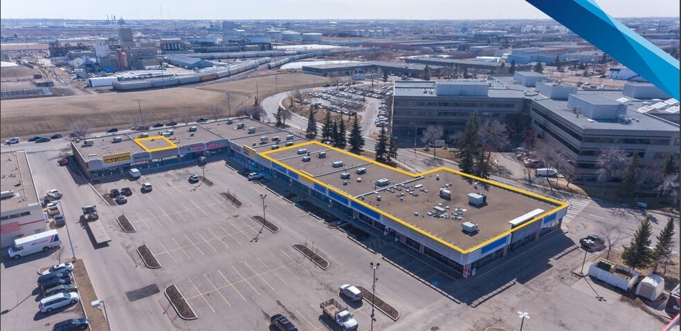 More Photos Of 4922 98th Ave NW, Edmonton General Retail For Lease