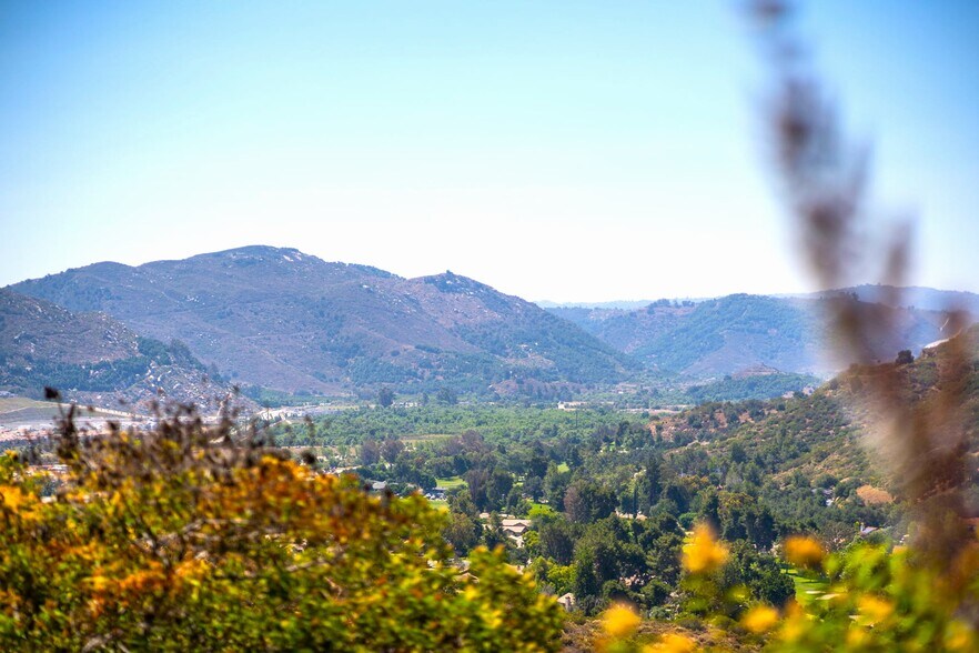 More Photos Of 0 Vista Valle Camino, Fallbrook Land For Sale