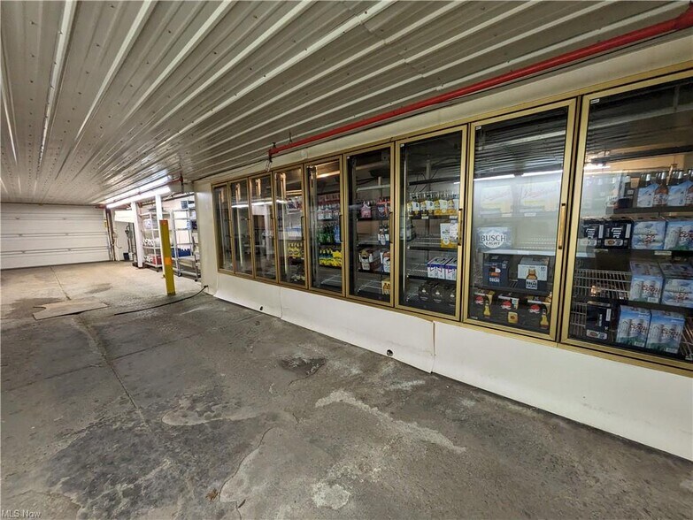 More Photos Of 1851 S Broadway, Geneva Bar For Sale