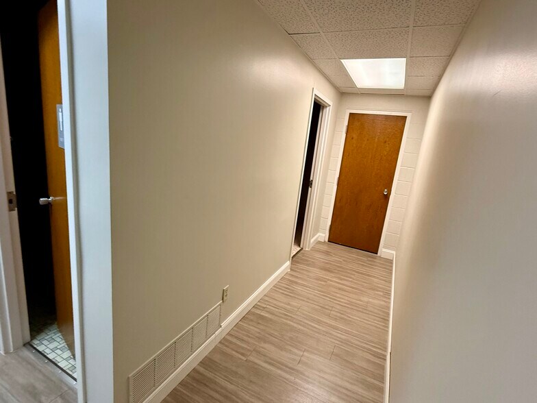 More Photos Of 108 S Main St, Madisonville Office Residential For Sale
