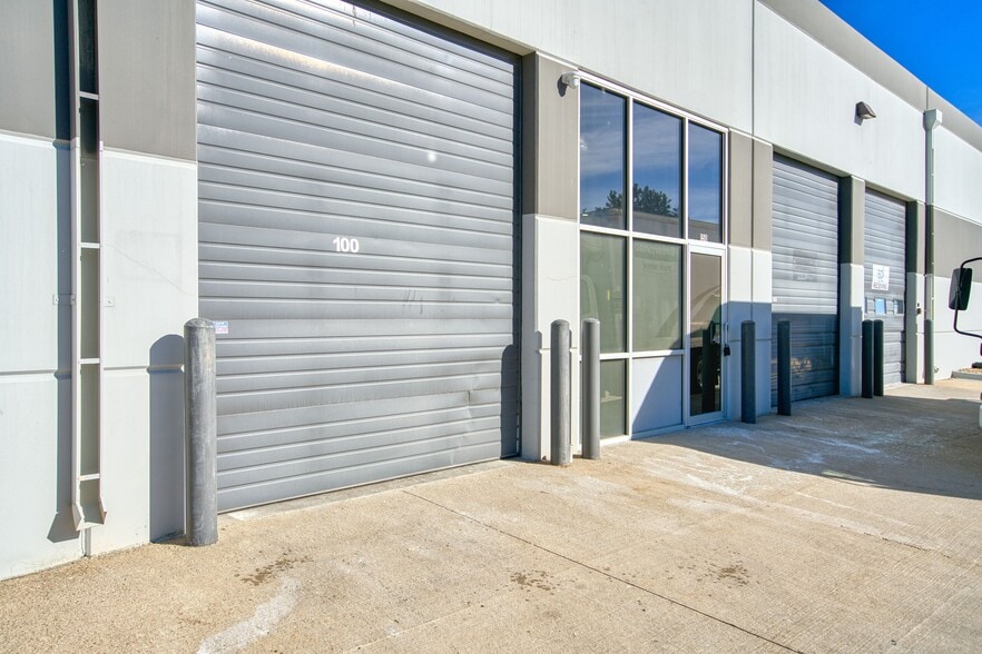 More Photos Of 280 S Taylor Ave, Louisville Research And Development For Lease