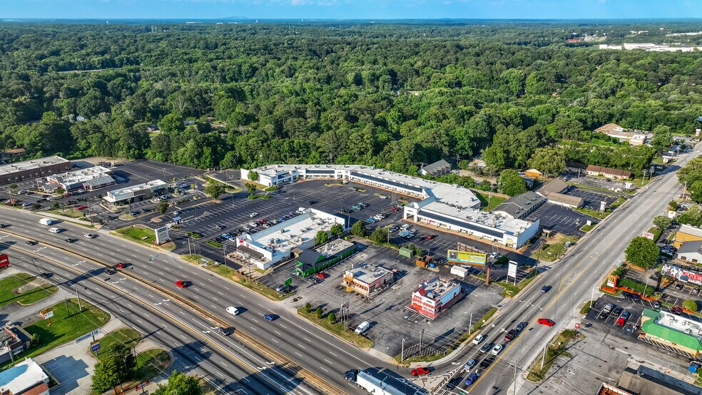 More Photos Of 6570 Tara Blvd, Jonesboro Storefront For Lease