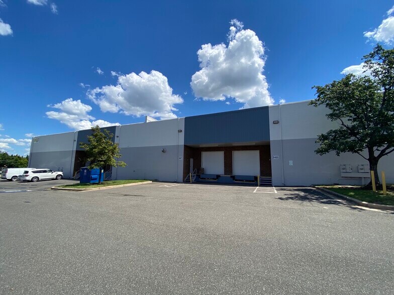 More Photos Of 8375-8413 Ardwick Ardmore Rd, Landover Warehouse For Lease