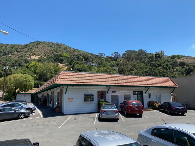 More Photos Of 3295 Laguna Canyon Rd, Laguna Beach Industrial For Lease