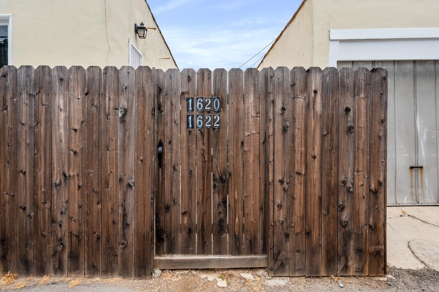 More Photos Of 1620 California Ave, Santa Monica Apartments For Sale